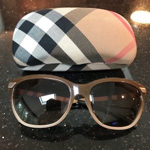 Women’s Burberry Sunglasses